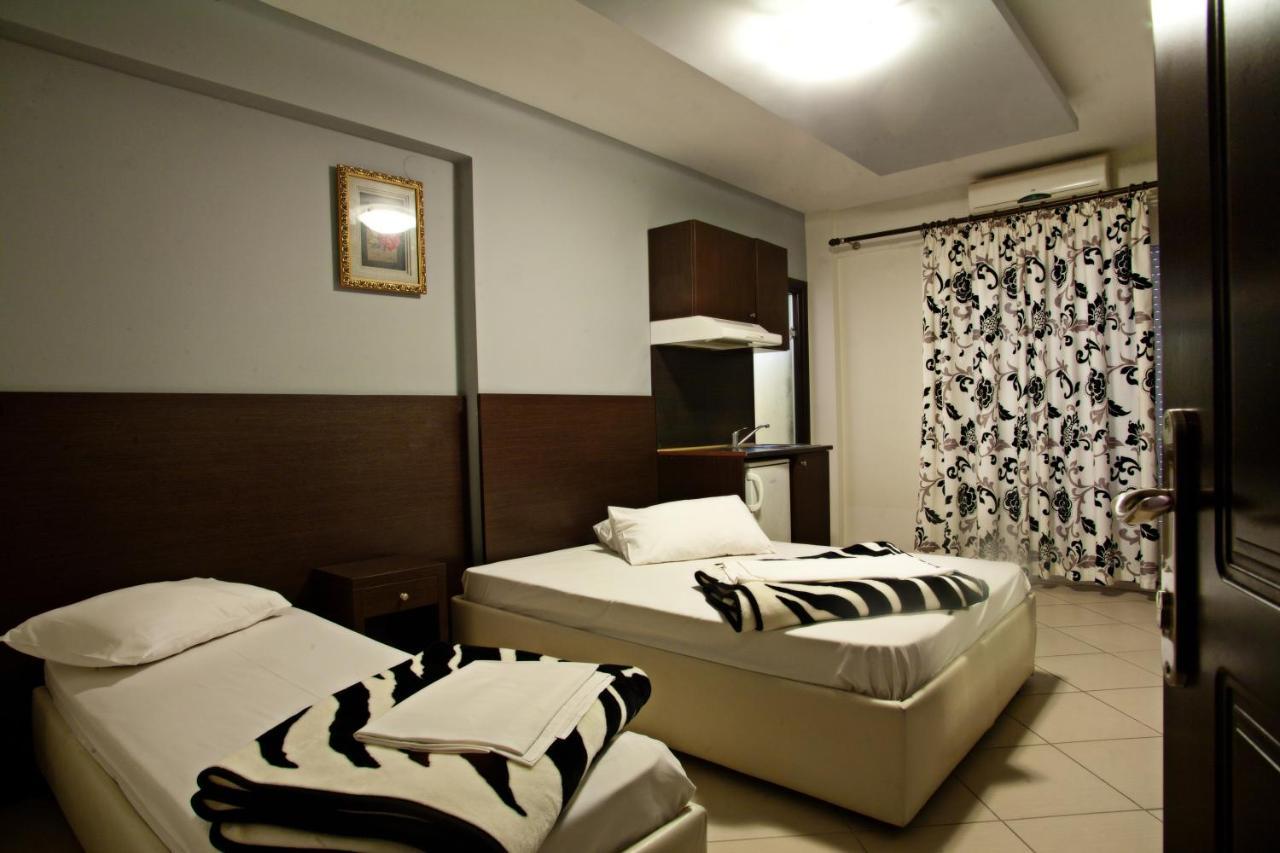 Hotel Anesis Paralia Exteriör bild
